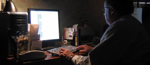 Un salarié licencié pour faute grave après avoir passé trop de temps sur des sites de charme Un salarié licencié pour faute grave après avoir passé trop de temps sur des sites de charme