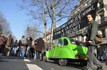 Chômage partiel : un accord pour toucher 90% du salaire net Chômage partiel : un accord pour toucher 90% du salaire net