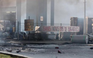 Ils menacent de faire sauter leur usine: "On va faire parler de nous"