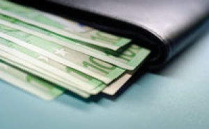 Le SMIC va-t-il augmenter de 2 % au 1er août 2011 ?