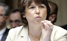 Aubry : "Il y a un sentiment d'humiliation chez les salariés" Aubry : "Il y a un sentiment d'humiliation chez les salariés"