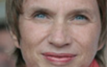 Laurence Parisot veut "vite" de nouvelles négociations avec les syndicats Laurence Parisot veut "vite" de nouvelles négociations avec les syndicats