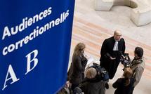 CRETEIL, Val-de-Marne - La compagnie aérienne britannique à bas prix EasyJet a comparu vendredi devant le tribunal correctionnel de Créteil (Val-de-Marne) pour "travail dissimulé".