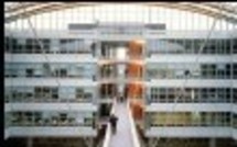 Renault interpellé par une série de suicides de salariés de son Technocentre